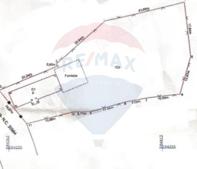 Casă  cu 3 camere de vânzare în zona Central - 1