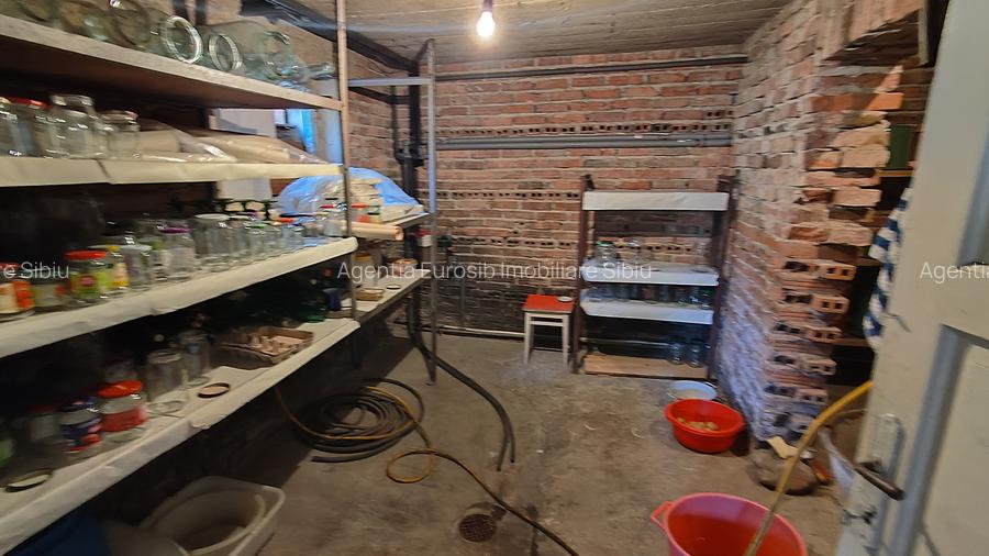 Casa singur in curte in Sibiu zona Piata Cibin - 12