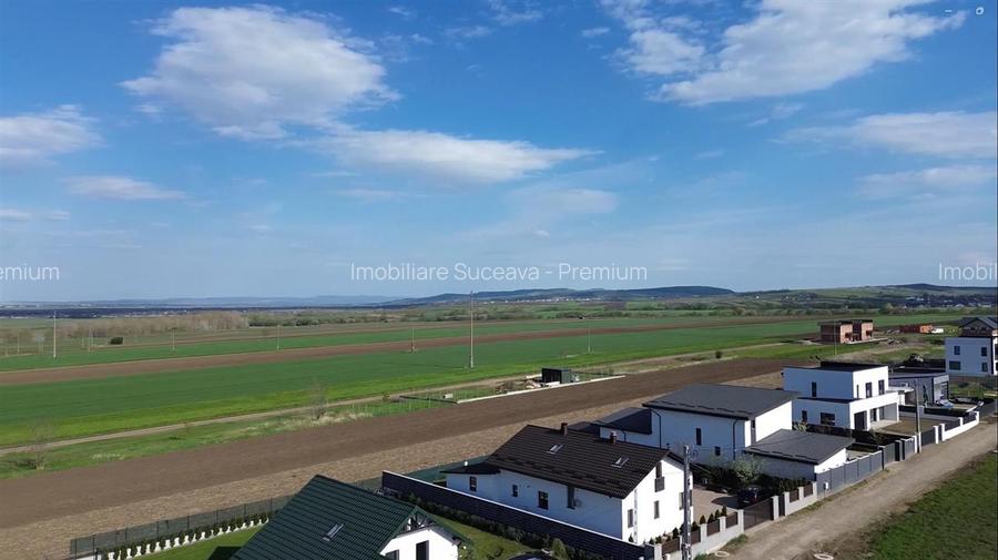Teren Intravilan 3498 mp Tisauti  Suceava 0727817187 - 5