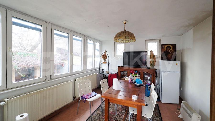 Vila impozanta D+P+1 | 10 camere, 6 bai | 500mpc - 10
