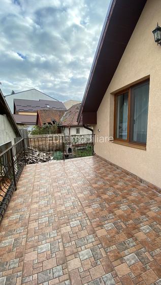 Casă de închiriat, 5 camere, 160 mp utili, Zorilor zona UMF - 19