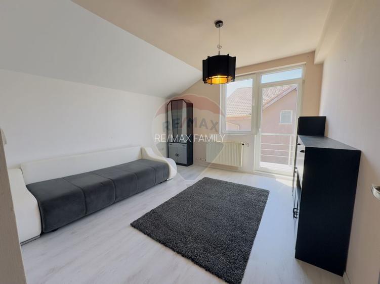 Casă cu 5 camere de vânzare Cartier Orizont 2 Paleu zona Metropolitana - 13