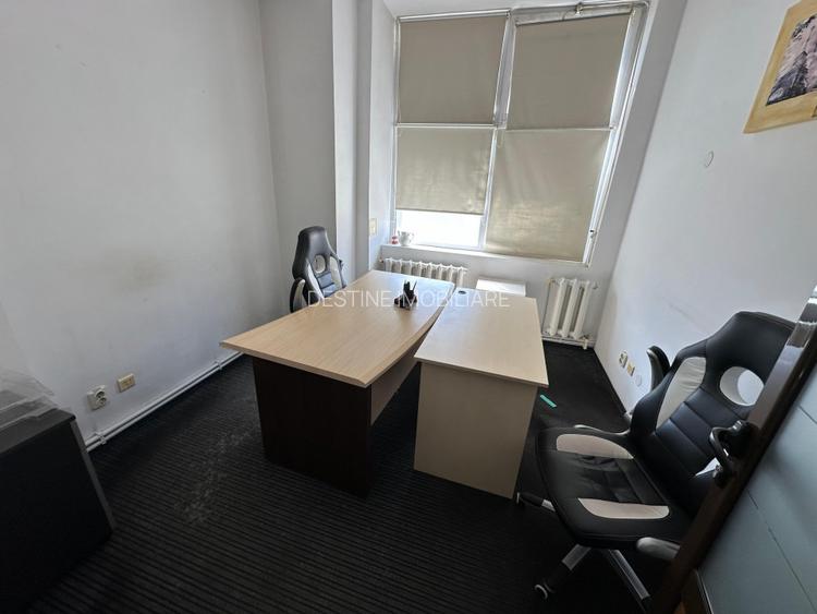 Spatiu parcare privata birouri/clinica/ Pacurari  - 11