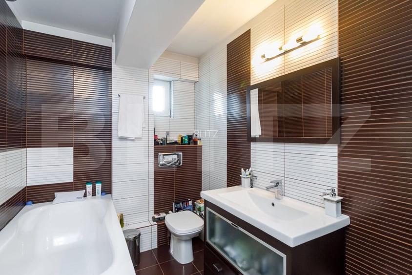 Duplex generos 288 mp, Metrou Aparatorii Patriei - 11