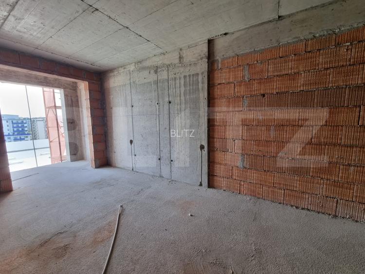 Apartament cu 2 camere, cu terasa, etaj intermediar, zona BMW - 2