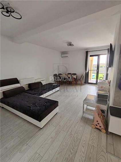 Duplex pe parter - mobilat - utilat - toate utilitatile - beci - pod mansardabil - 18