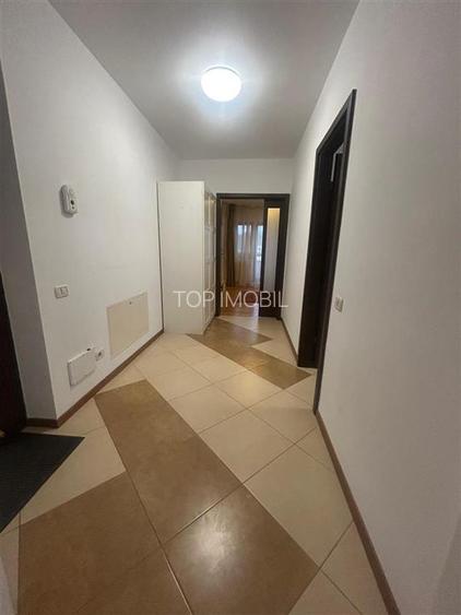 2 camere 68 mp, etaj 3 bloc Iasicom zona Podul de Fier - 16