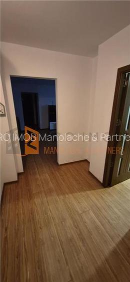 Apartament 2 camere cf 1 semidecomandat zona Micro 3 - 13
