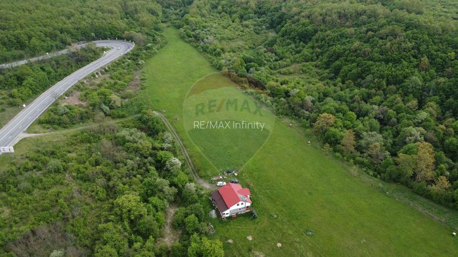Proprietate OFF-GRID 5,76 Ha. Casa tradiționala lemn. Limită Cluj - 29