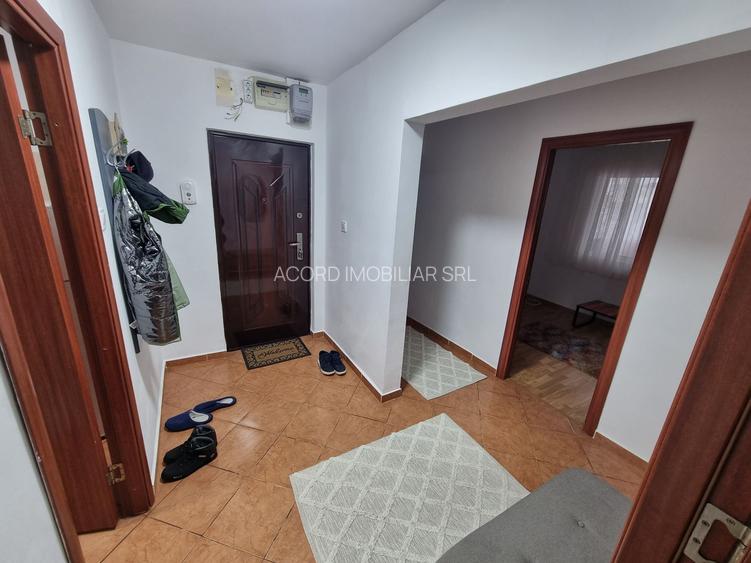 Inel 2 scoala 39-apartament 4 camere la cheie - 6