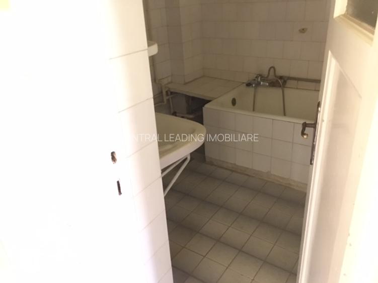 LOT 2 CASE-TIP ZONA CERCELUS/ALBA IULIA P+M LIPITE/IN OGLINDA 2X 3CAM. 300MP - 18