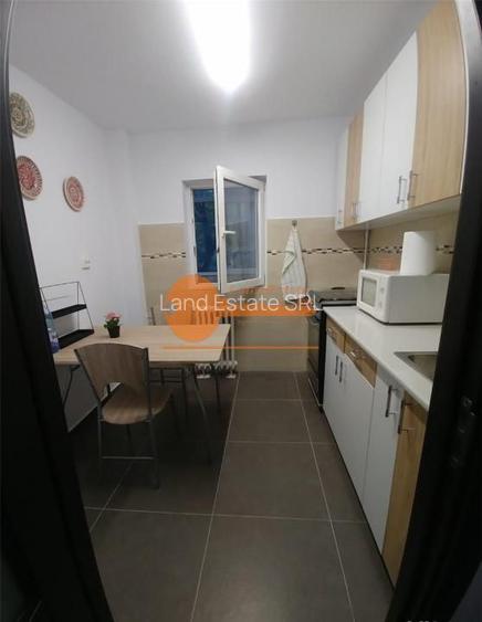 2 camere Crangasi - 5