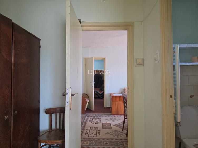 Apartament 2 camere liber la vanzare zona Astra str.Neptun etaj 3 balcon mare - 11