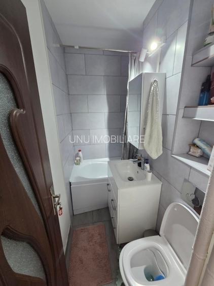 Etaj 3 - Alexandru - Zimbru - 2 camere - mobilat + utilat - 8