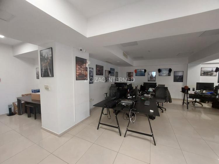 Centru - Bd. Mamaia , spatiu IDEAL BIROURI in cladire reprezentativa , 240 mp. - 8