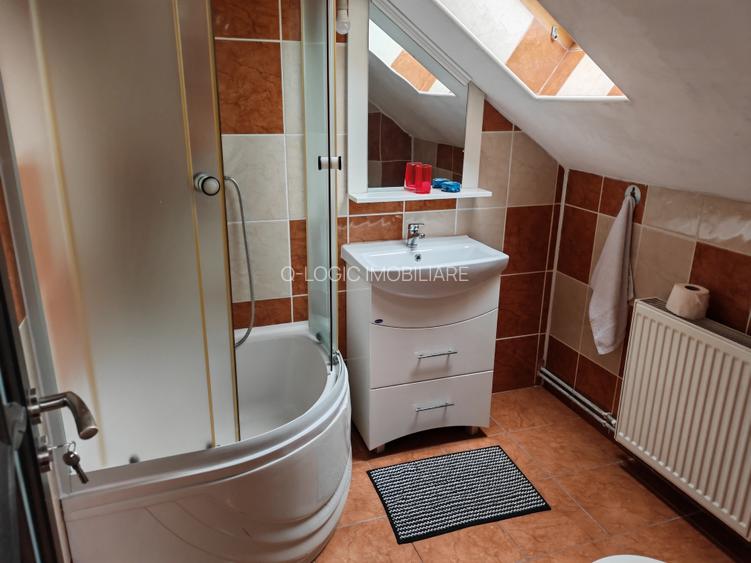 Casa 8 camere mobilata si utilata RASNOV - 11