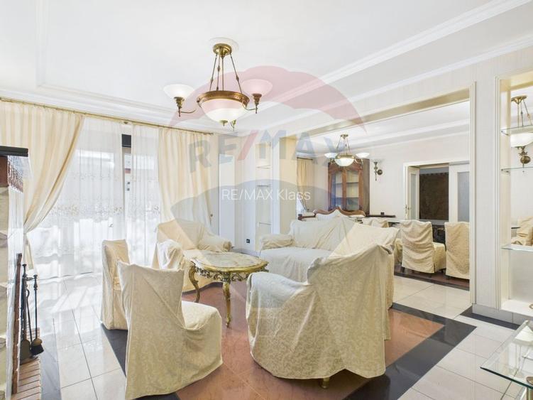 Vilă spectaculoasă în Balotești, curte 5000 mp si piscina interioara - 8