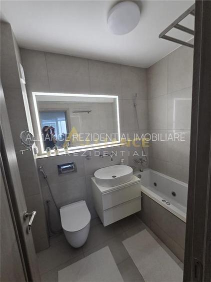Apartament 3 camere modern | 2 bai | parcare inclusa | bloc 2020 | Sector 3 - 18