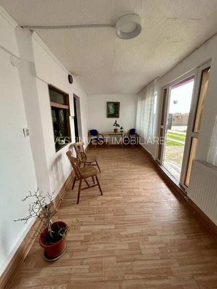 Azil 14 camere și 8000mp teren localitatea Sacădat - 12