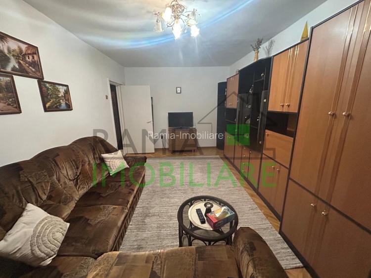 Exclusivitate! Apartament 3 camere decomandat - 2