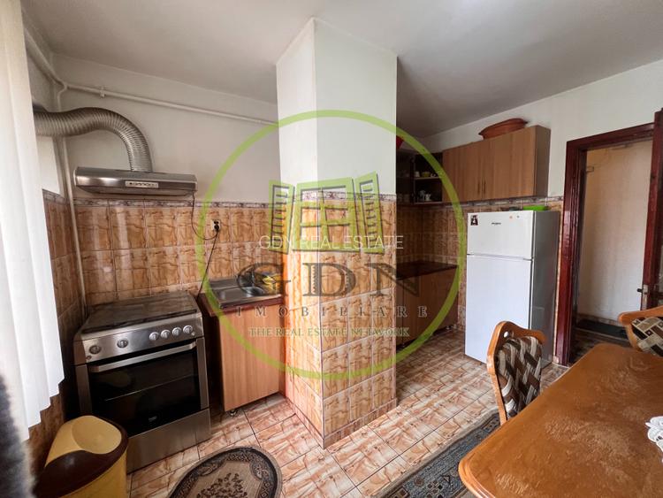 Apartament 3 camere, decomandat, cartier Rovine, zona liceul Tudor Arghezi - 8