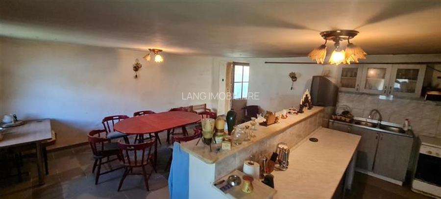 CASA DEOSEBITA IN ZONA CENTRALA - 3