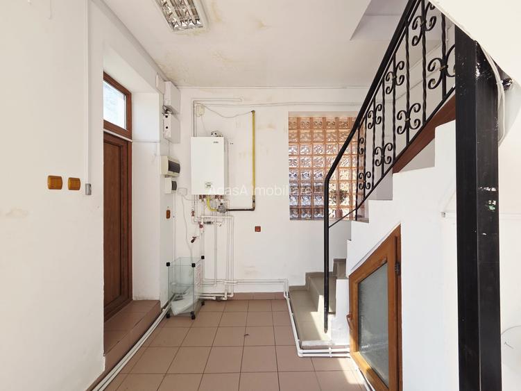 Spatiu comercial 55 mp str Domneasca zona caminelor studentesti - 4