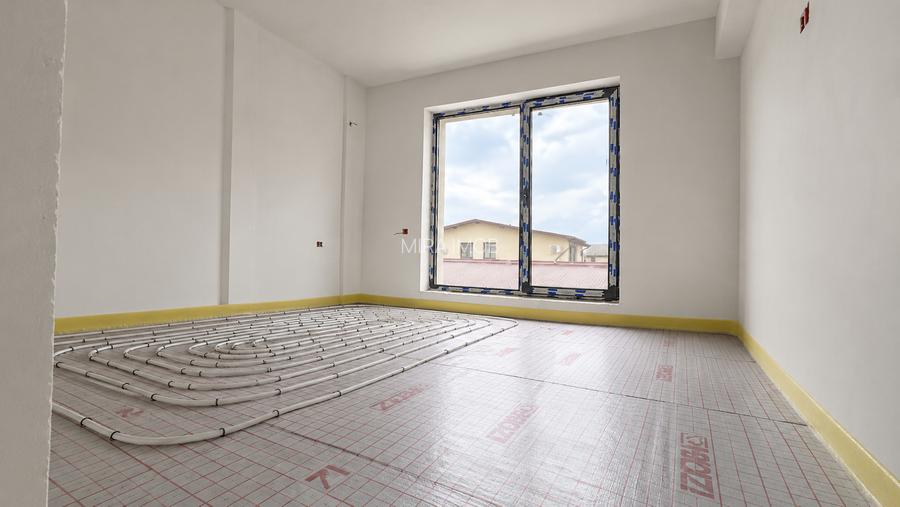 Vilă spațioasă P+E+M, 4 camere + mansardă open space, în complex privat - 12