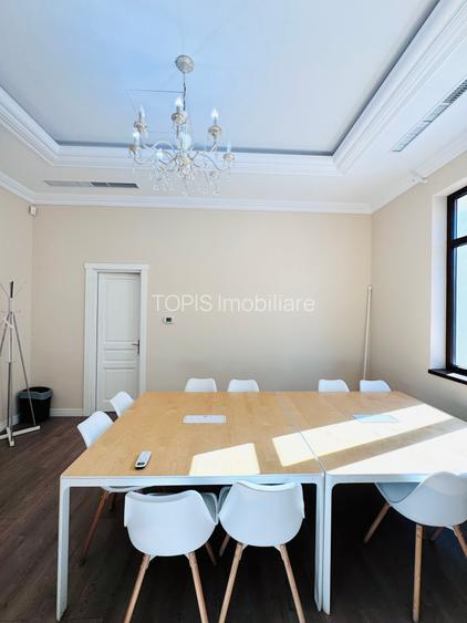 Unirii / Vila Exclusivistă Birouri - Notariat / 8 Birouri si Parcare 5 Locuri - 2