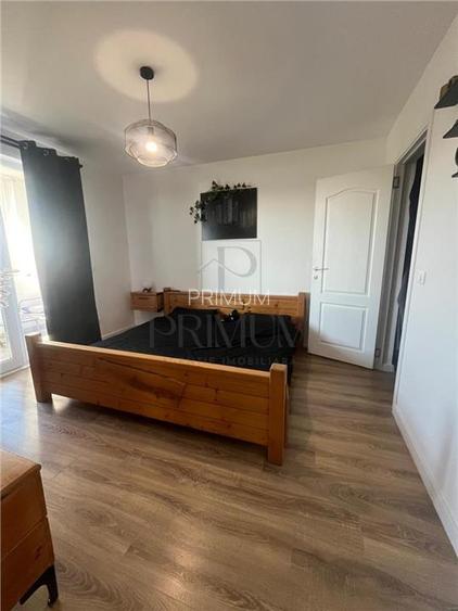 GIROC - 3 CAM - LOC PARCARE - INCALZIRE PARDOASEALA - UTILAT/MOBILAT MODERN - 14