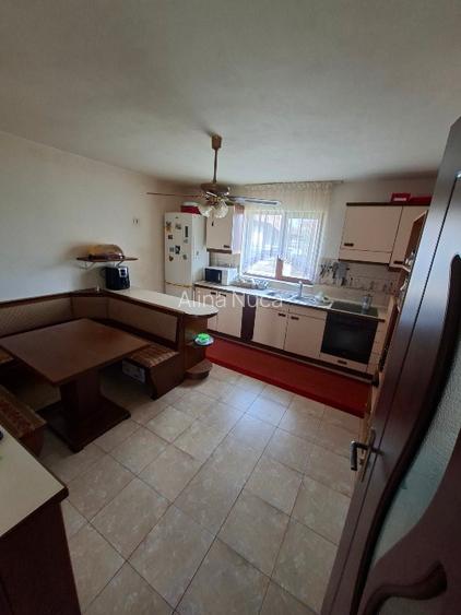 Proprietar vând imobil cu toate utilitățile  - 8