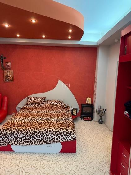 🏡Casa de vanzare – Barlad | Garaj, piscina, sauna | Teren 1300 mp - 10