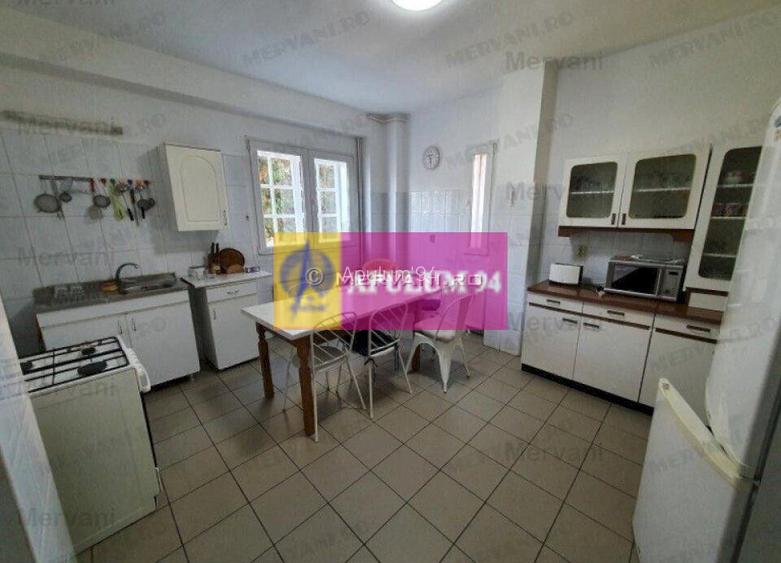 Vila de vanzare in Busteni - Zona Zamora - 10