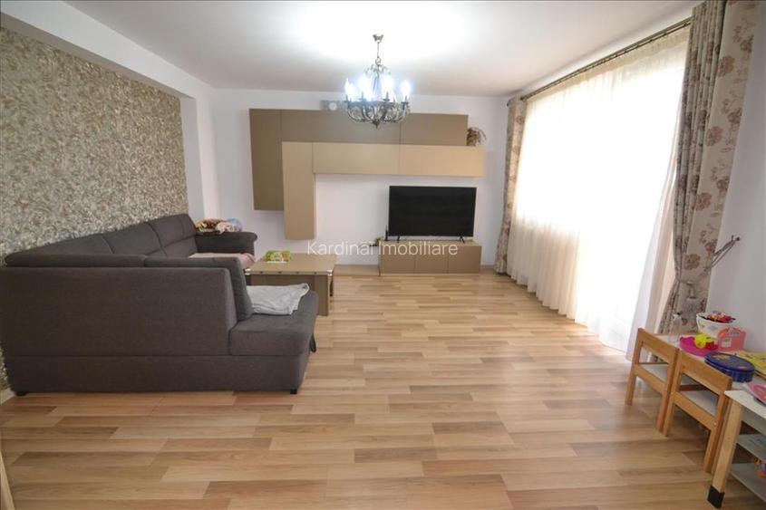 Apartament 3 camere decomandat  Urban Invest Tractorul - 23