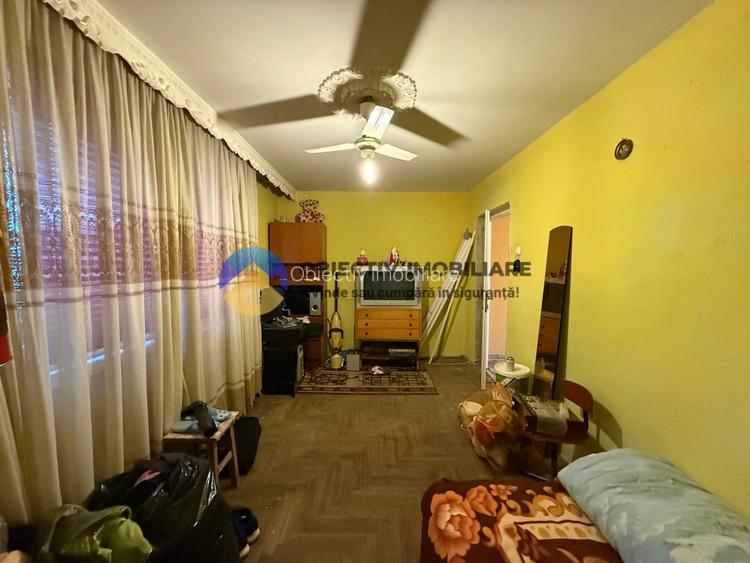 Apartament 2 camere de vânzare Precista