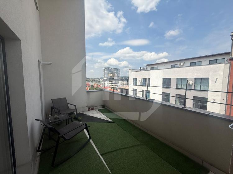 Apartament tip penthouse, 2 camere, terasa, parcare, zona strazii Paris - 5