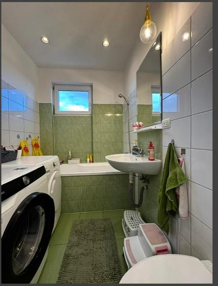 Apartament 3 camere,modern si spatios ,cu 2 locuri de parcare
