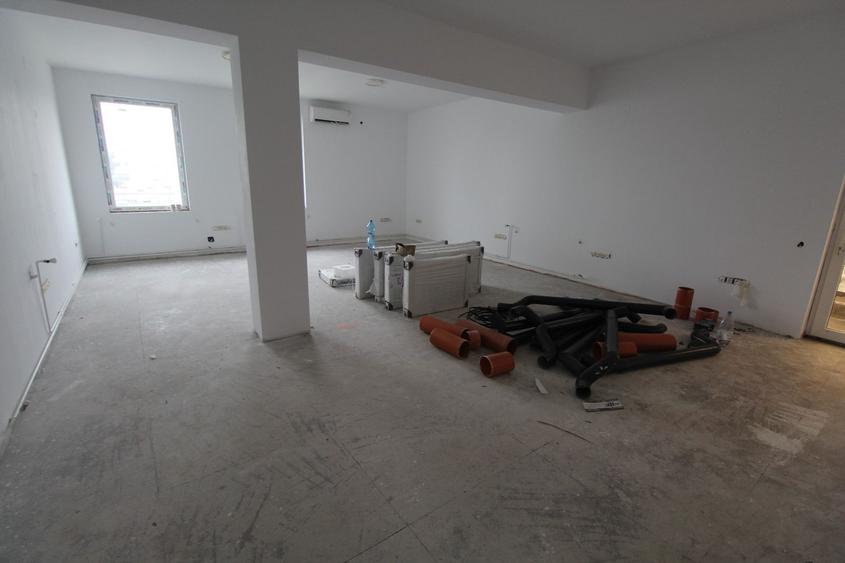 Spațiu comercial sau Birouri