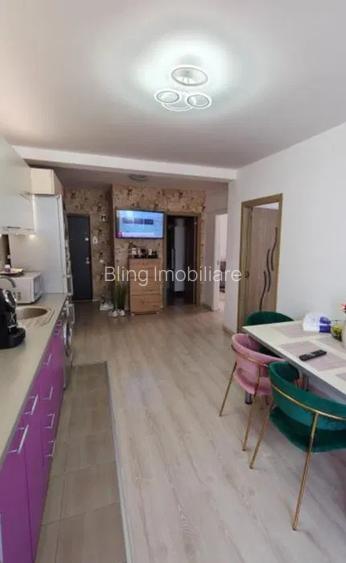 Apartament cu 2 camere, decomandat, 2 balcoane, zona Porii - 2