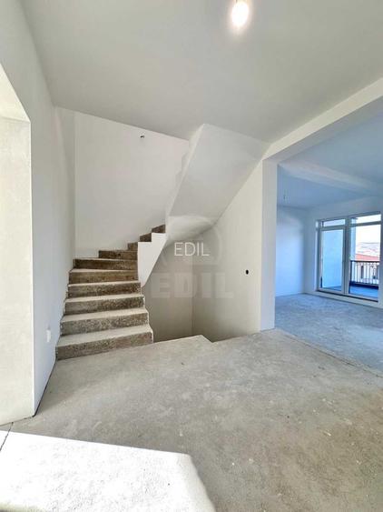 Casa tip Duplex,zona Narciselor - 4