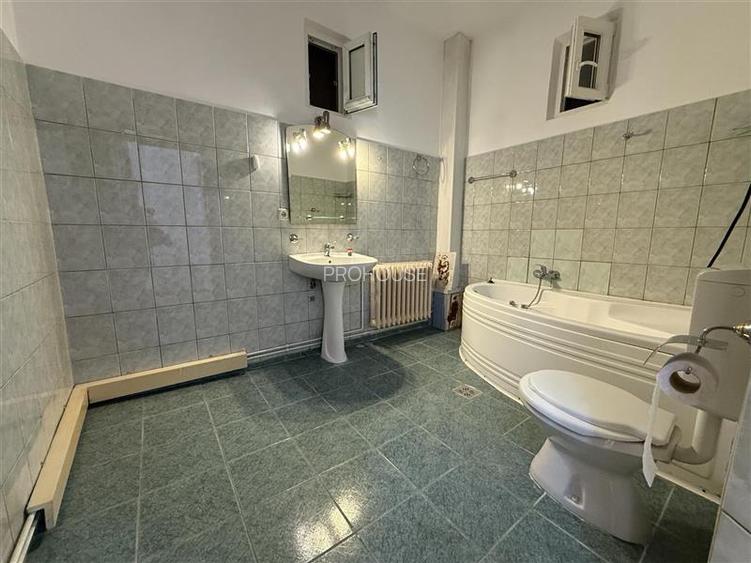 Bistrita Lac - casa + teren - 23