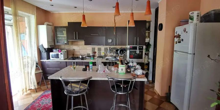 De vânzare – Casă spațioasă D+P+M în Tăuții-Măgherăuș, Strada 1 - 3