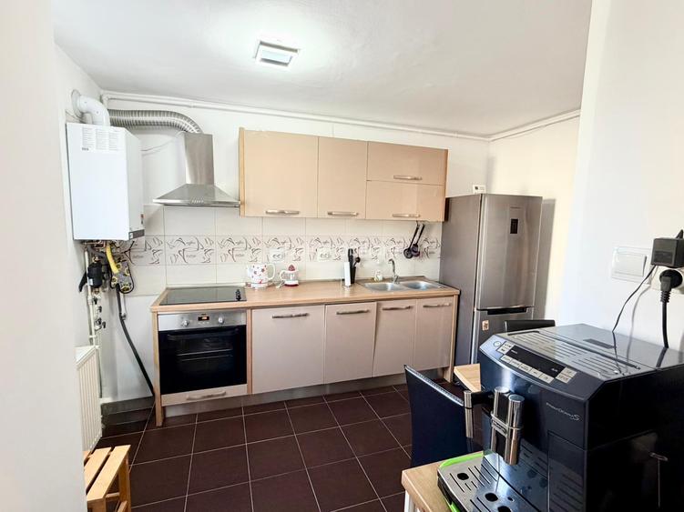 Apartament 3 camere de inchiriat-Bulevardul Grivitei - 8