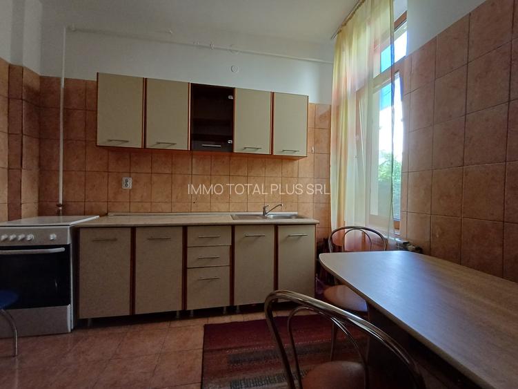 Libertatii-Rond Cosbuc 2 camere in Casa (curte) linistit centrala liber 430 € - 6