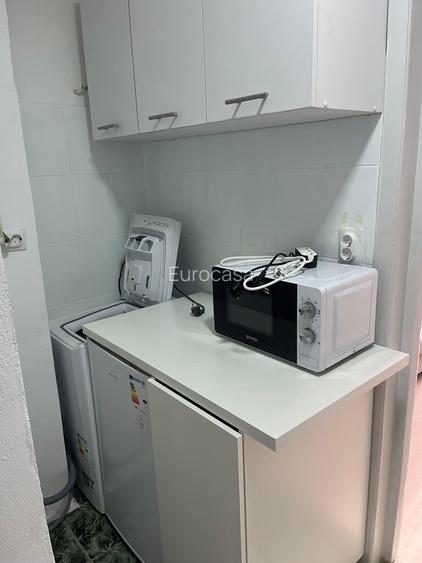 Garsoniera vis-a-vis de Abator, cu vedere spre parc - 7