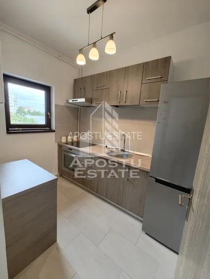 Apartament cu 2 camere de inchiriat, Dumbravita, Loc de parcare - 4