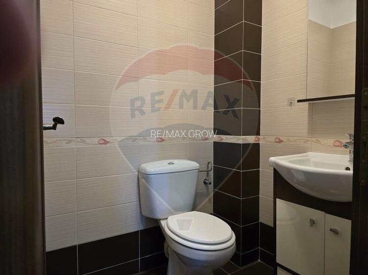 Apartament cu 3 camere de vânzare, cartier FIALD - 9