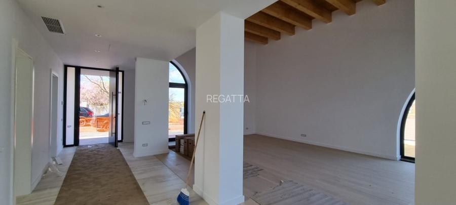 Vila Lux cu vedere la LAGUNA ALBASTRA - 29