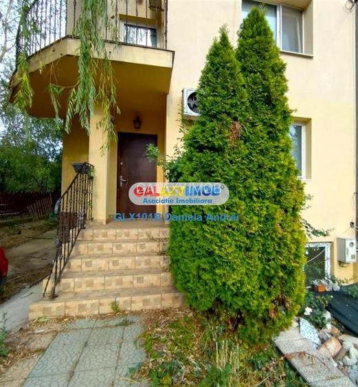 Vanzare Vila, 2007, D+P+1Etaj+M, teren 300 mp, Oras Otopeni-central - 3