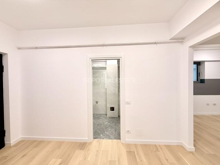 Tribunal Bulevardul Unirii 2 camere 147 mp 60 utili terasa 6 mp curte 81 mp 2025 - 9